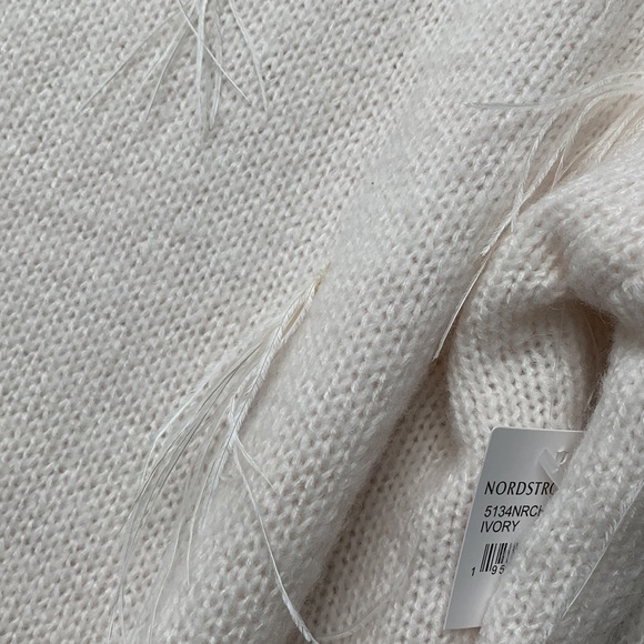 Halogen 🤍 Ostrich Feather Ivory Cream Off White Turtleneck Long Sleeve Sweater - Picture 9 of 14